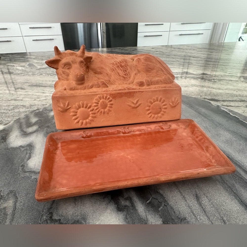 Terracotta Cow Butter Dish with Tray - Rustic Home Dining - Picture 6 of 13